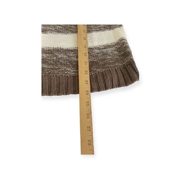 Christopher & Banks Size Large Hand Embroidered Sweater Flower - Picture 10 of 10